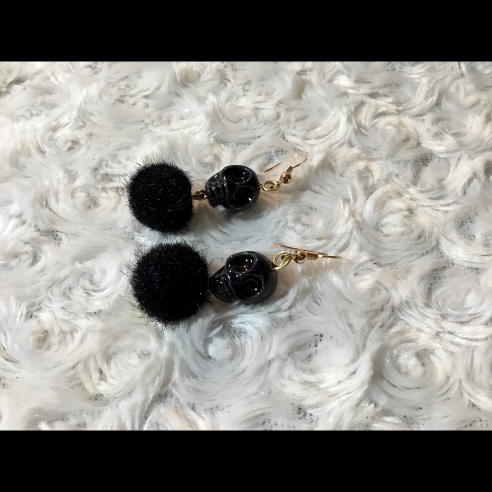 Pom pom Skull Dangle Earrings Midnight 2in long - Picture 3 of 7